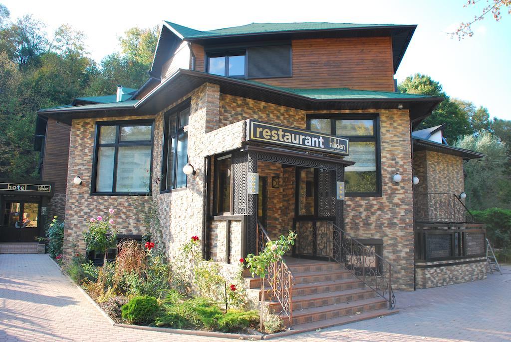 Hotel Hillden Lodge&Restaurant Drumu Carului Buitenkant foto